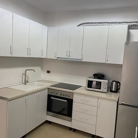 Seaside Green Hill Apartment